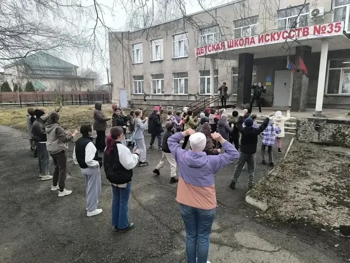 1757EFC2-9EE2-4844-A44F-926178BE8B76